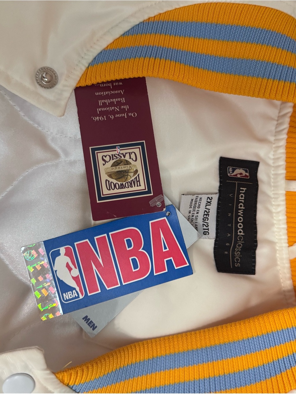 Lakers Jacket - Picture 6 of 8